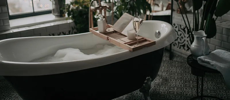 Full Bed Bathtub Replacement in Bramlea, Brampton